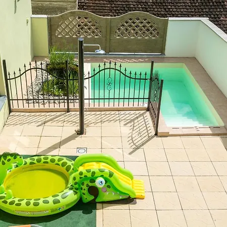 Affittacamere Babyhotel Karolinka *